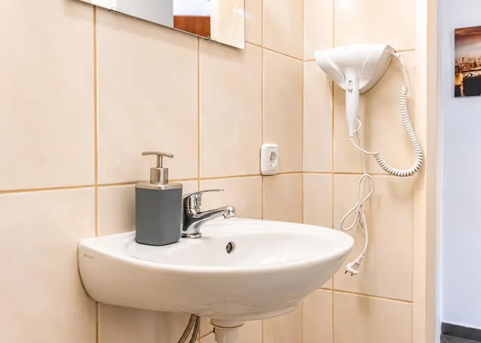 דירה Elegant Urban 1br Near Attractions *