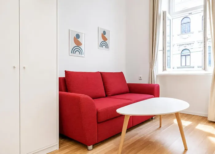 Elegant Urban 1br Near Attractions דירה וינה